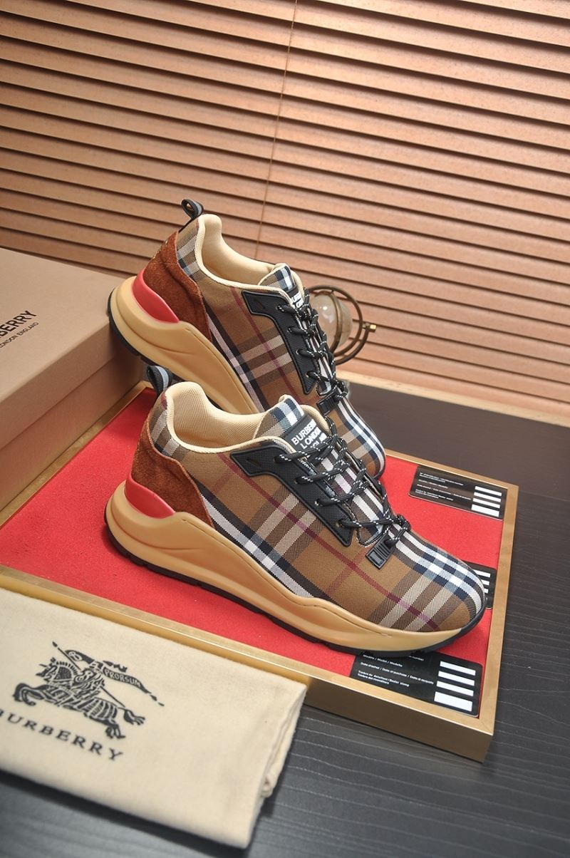 Burberry Low Shoes